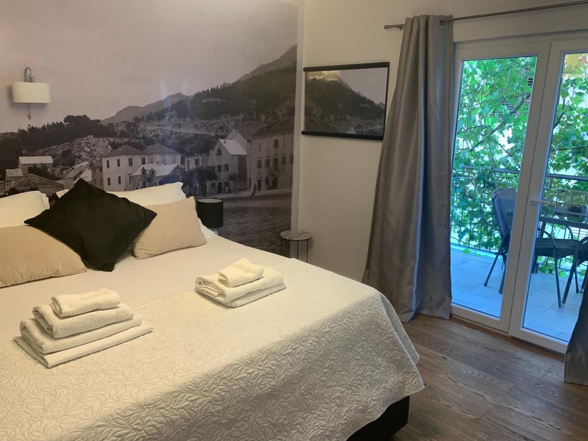 Old Port Appartement Baška Voda Buitenkant foto