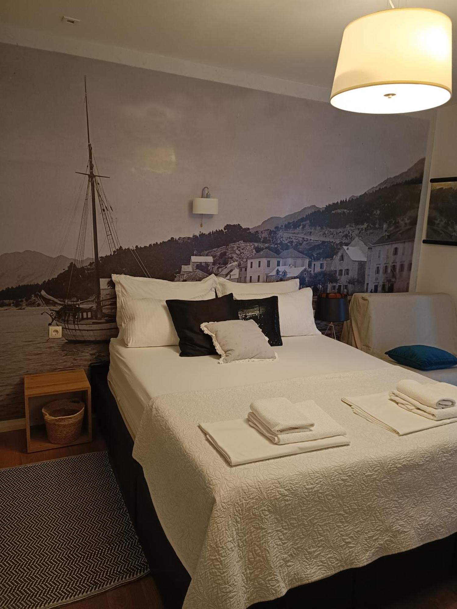 Old Port Appartement Baška Voda Buitenkant foto